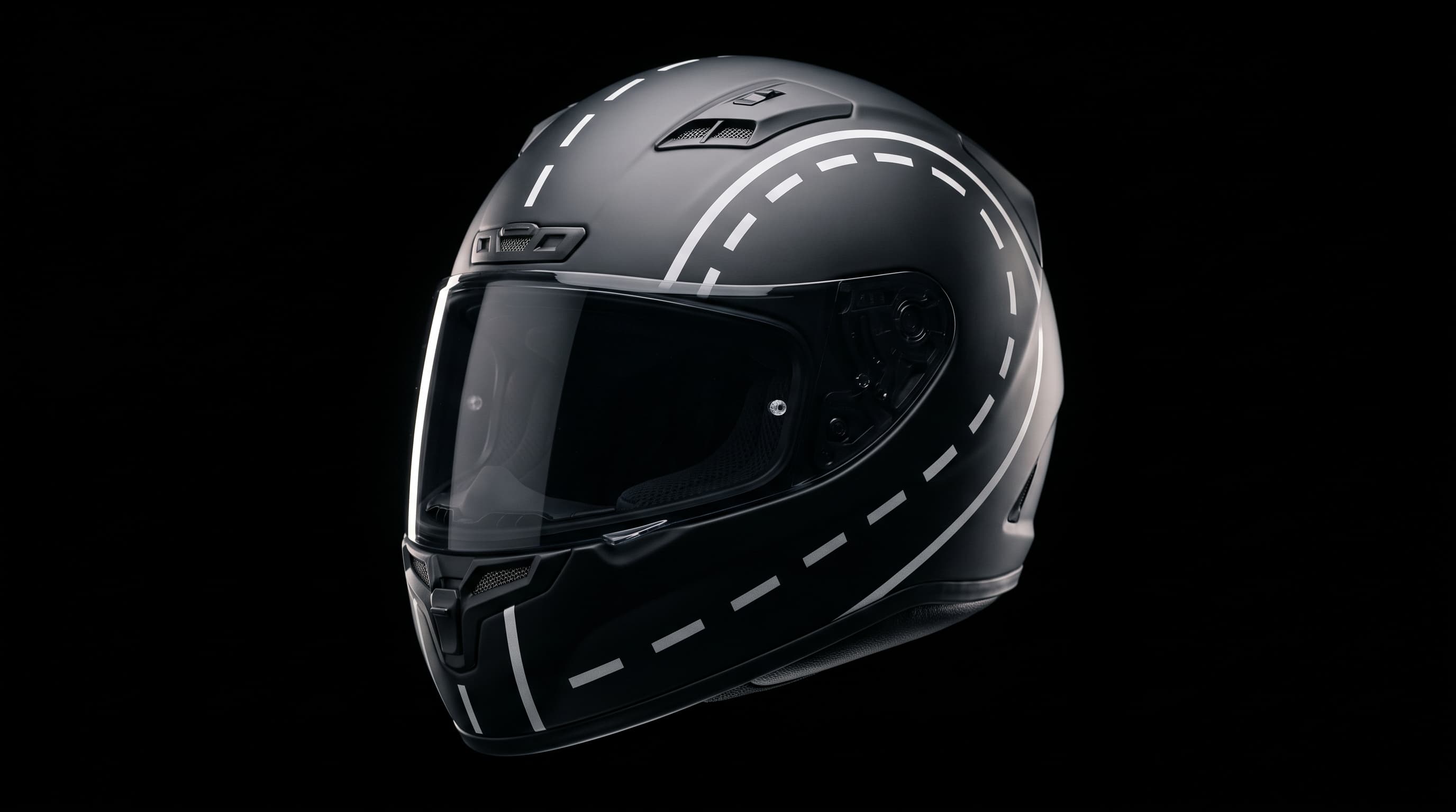 ECP helmet in Matte Black